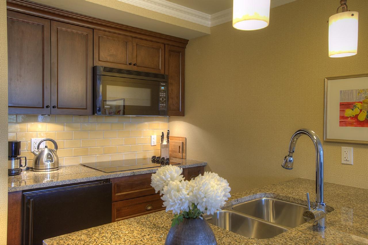 Boutique Suite, Residential View, King