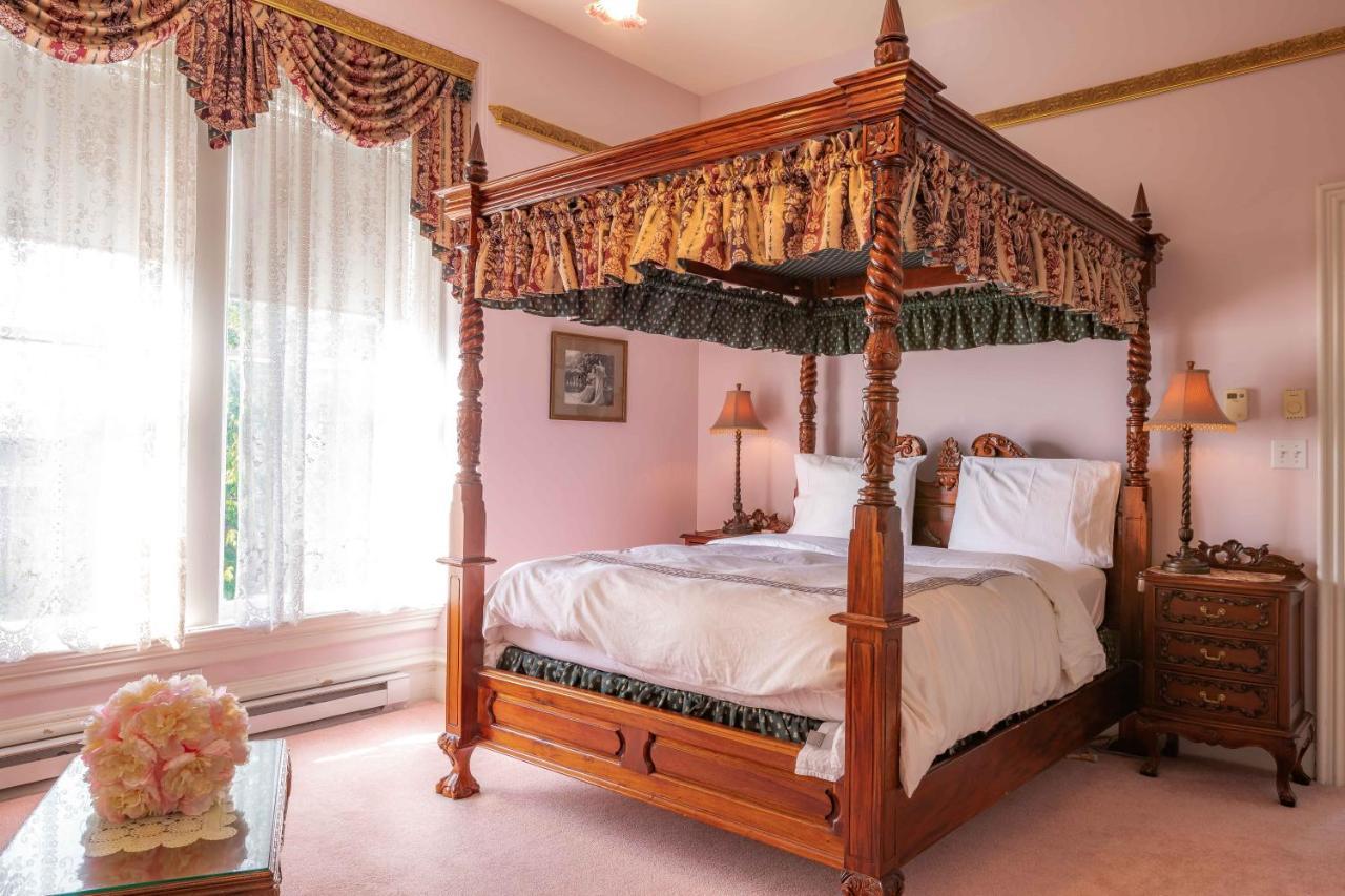 Deluxe Queen Room,742502635:JPEG