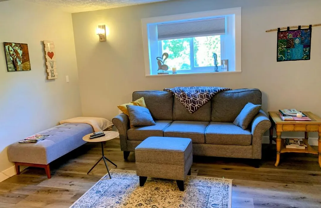 Cedar View Suite-1