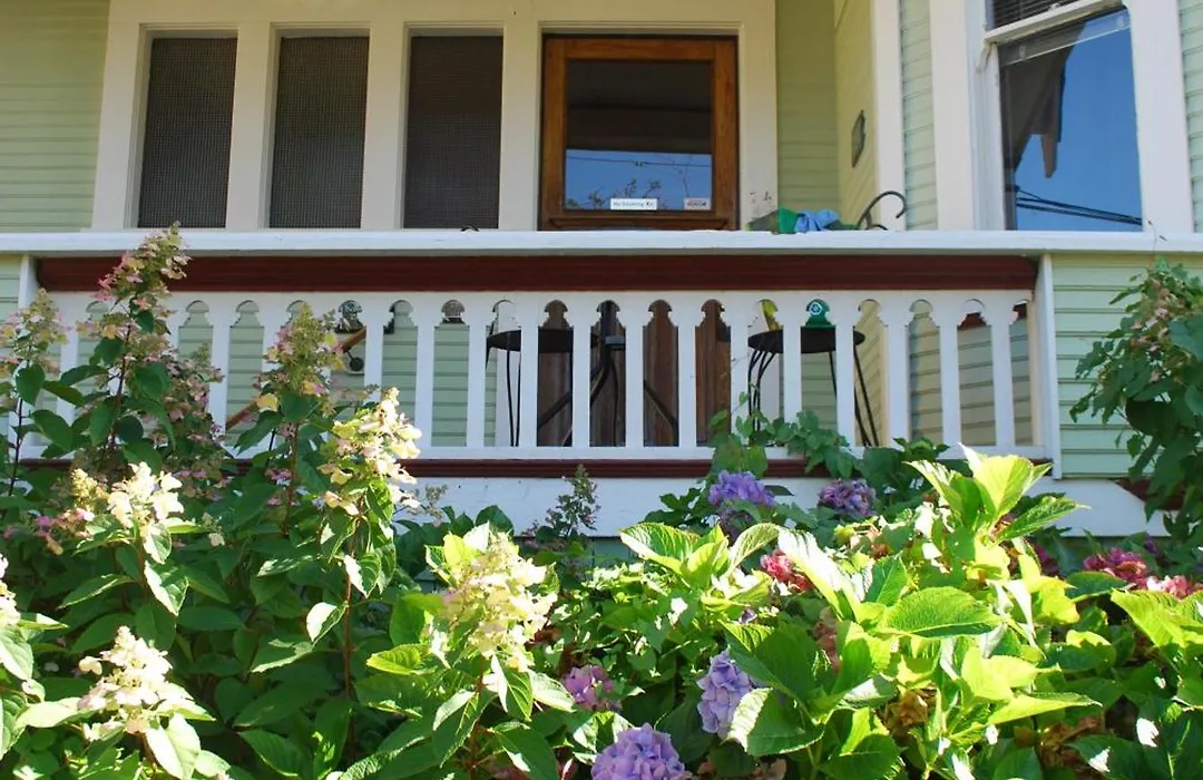 Ocean Island Garden Suites-1