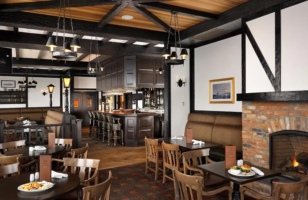 Oak Bay Beach Hotel (Adults Only)-1