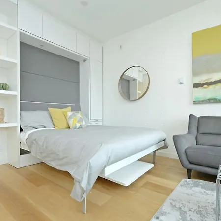 Waterfront Living In Victoria - Rooftop Patio, Bbq, Gym, Coffee-2