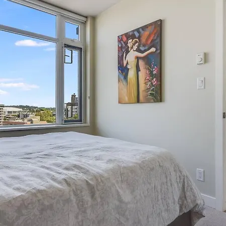 City Lights At The Era-2