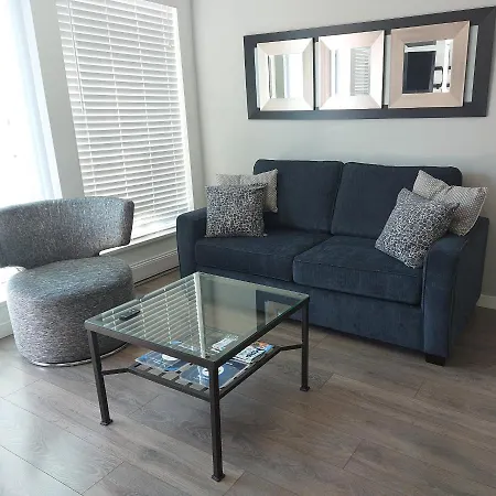 Urban Den-3