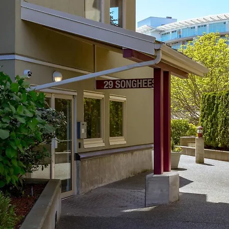 Deluxe 2 Bed 2 Bath And 5 Min Walk To Downtown And Seawalk-3