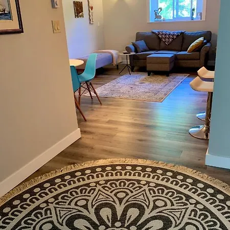Cedar View Suite-2