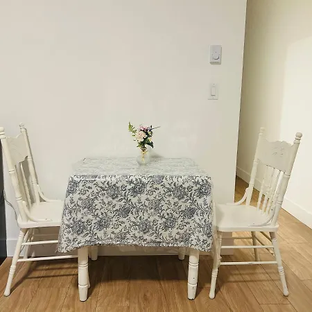 Victoria Private Studio Suite-3