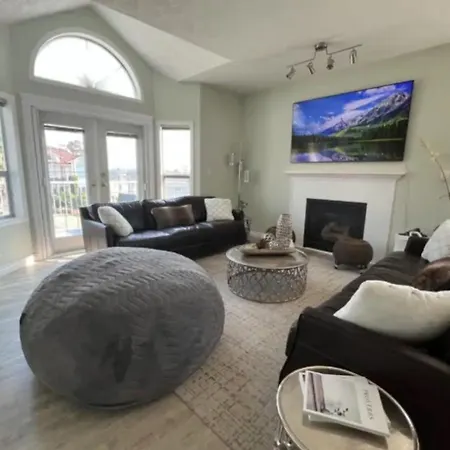 Highland Views Apartment-2