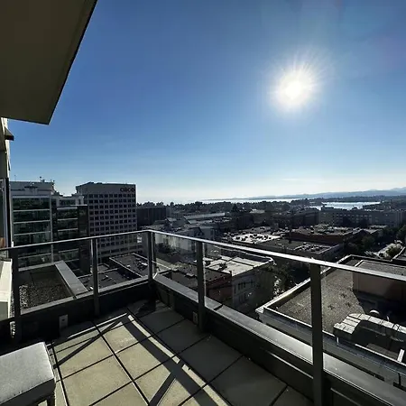 Ocean View Modern Downtown Suite With Free Parking-3