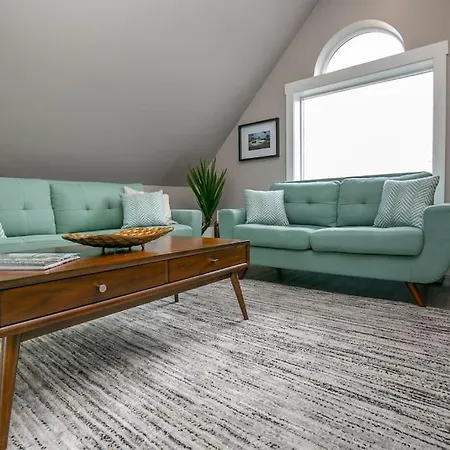 Amazing Mid Century Modern Suite!-3