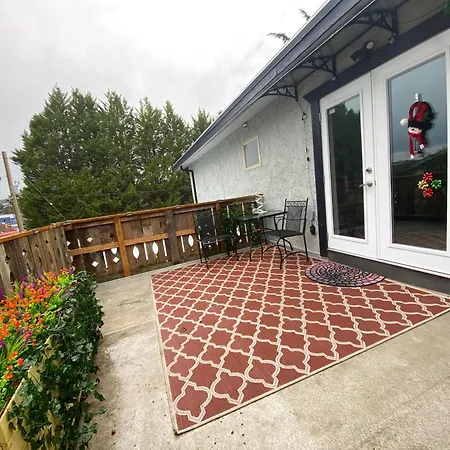 Hudson Homes Bnb-2