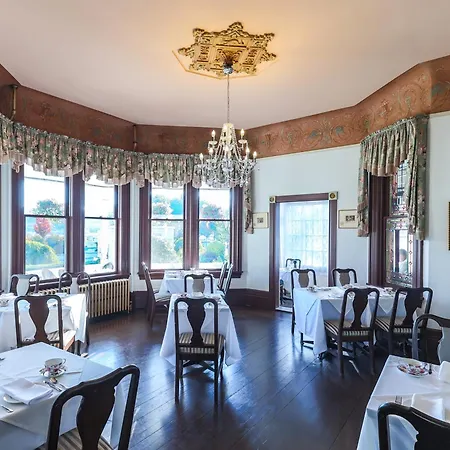 Huntingdon Hotel And Suites-2